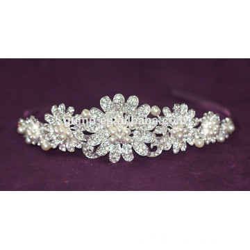 Neueste elegante Blumenhochzeit Tiara Brautrhinestone wulstige Krone